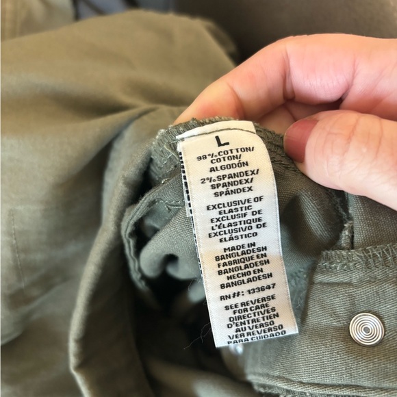 Khaki green jumpsuit with button-up top and zip-up back #jumpsuit - Picture 3 of 5